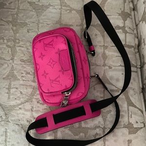 Louis Vuitton Fanny pack bag